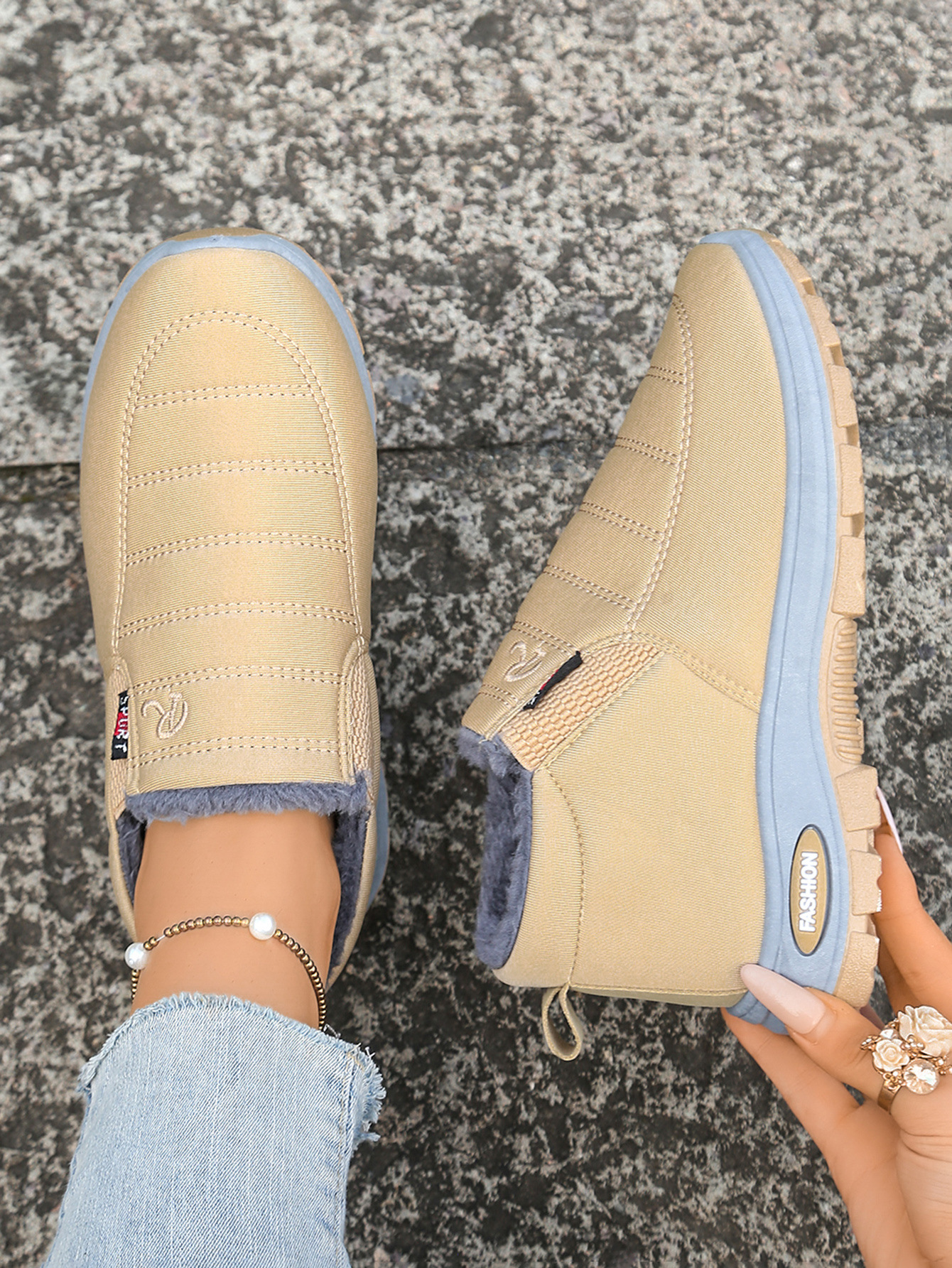 (🔥Sconto del 50% per un periodo limitato - Non lasciartelo sfuggire!) Scarpe antinfortunistiche invernali comode ed ergonomiche con una calda fodera in lana per alleviare il dolore alla schiena, alle articolazioni e ai piedi.（unisex）