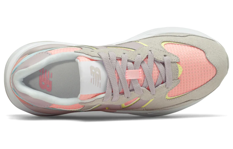 (WMNS) New Baltthhance 57/40 'Light Brown Pink Blue'