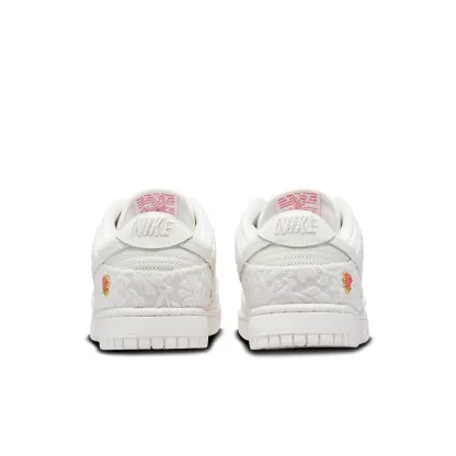 nitthhke Dunk Low 'Give Her Flowers'