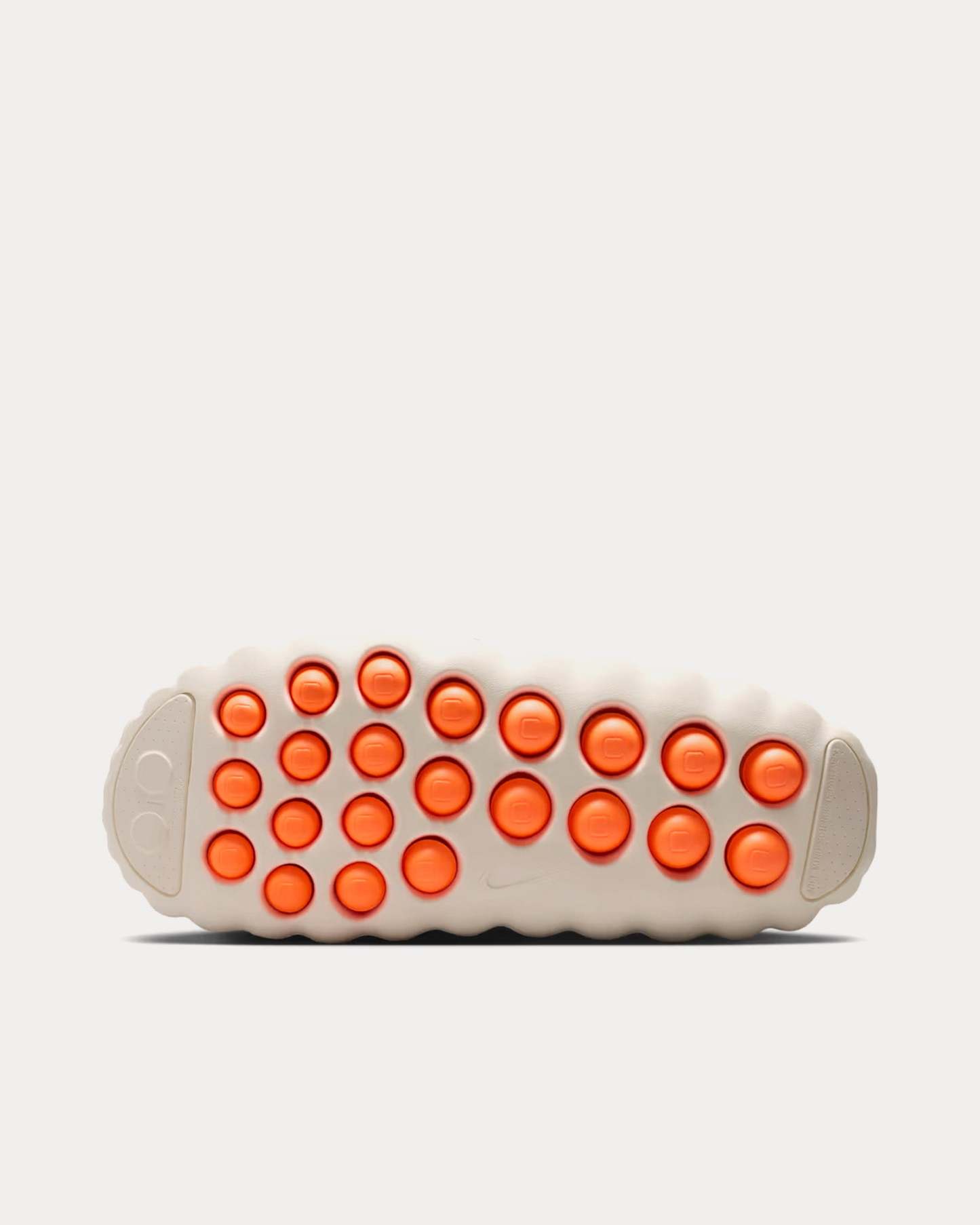 Mind 001 Sail / Hyper Crimson / Black / Metallic Platinum Mules