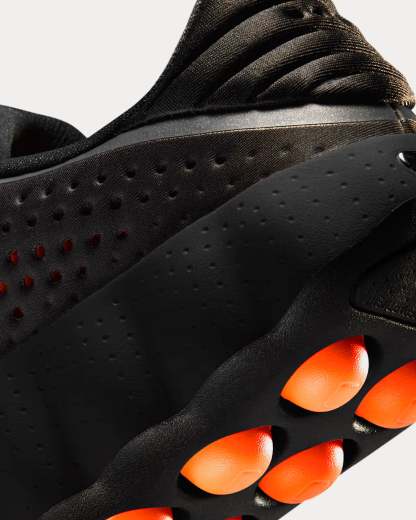 Mind 002 Black / Hyper Crimson / Hyper Crimson / Chrome Pregame Shoes