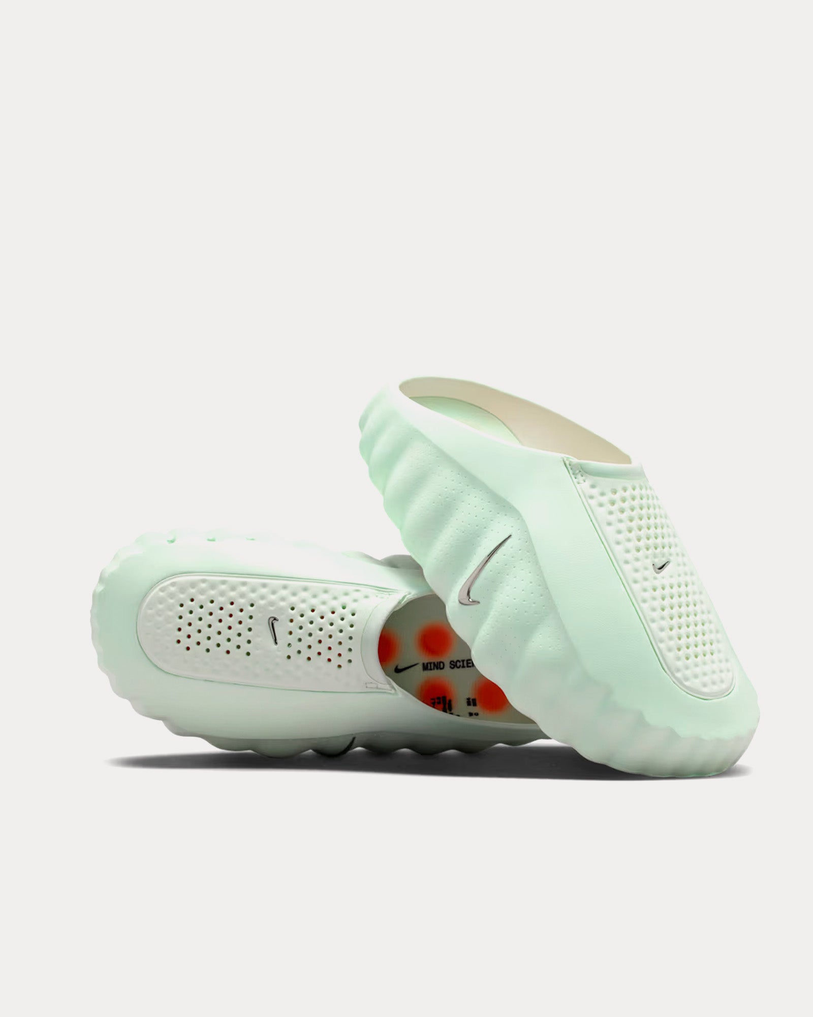 Mind 001 Barely Green / Hyper Crimson / Black / Chrome Mules