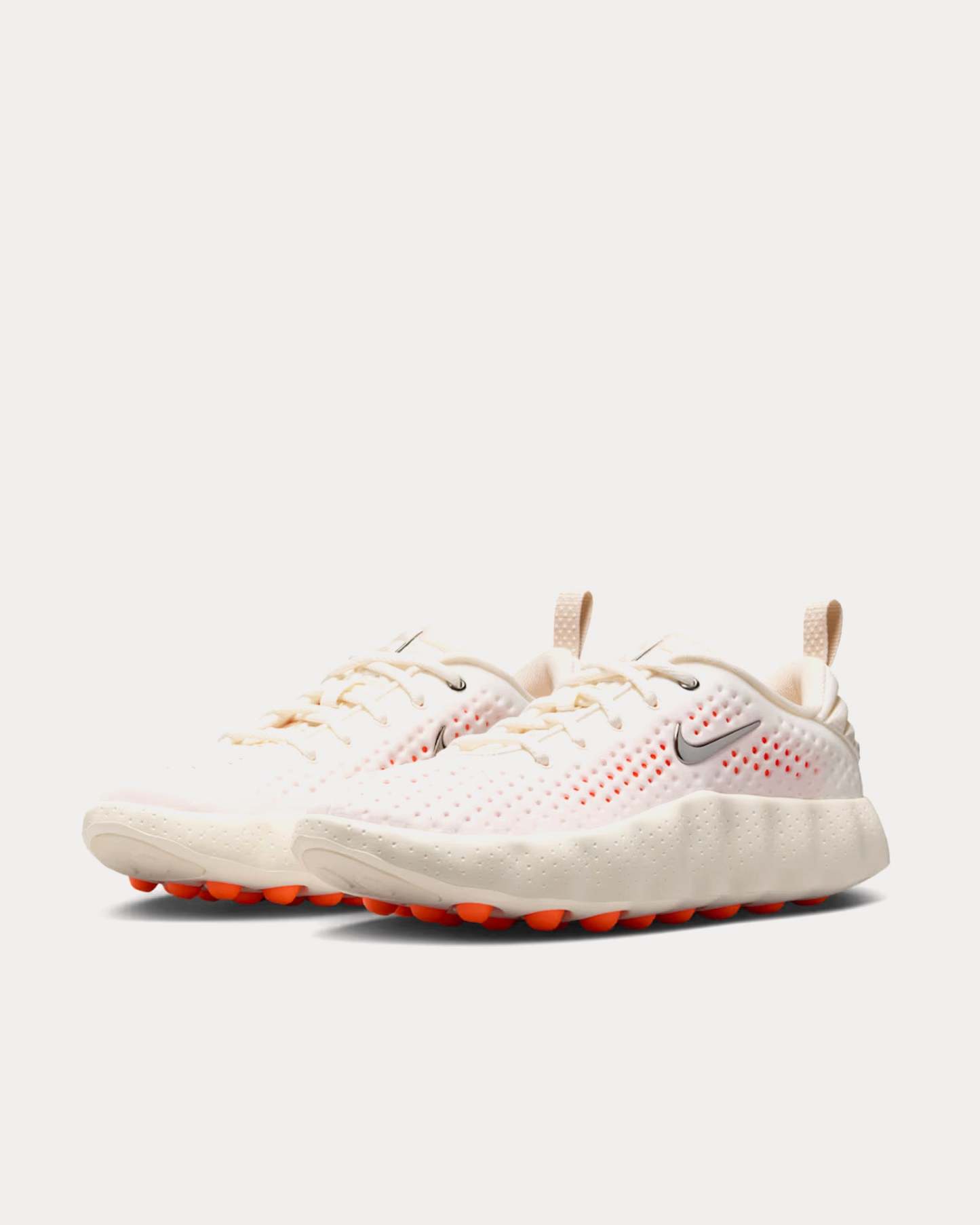 Mind 002 Sail / Chalk / Hyper Crimson / Chrome Pregame Shoes