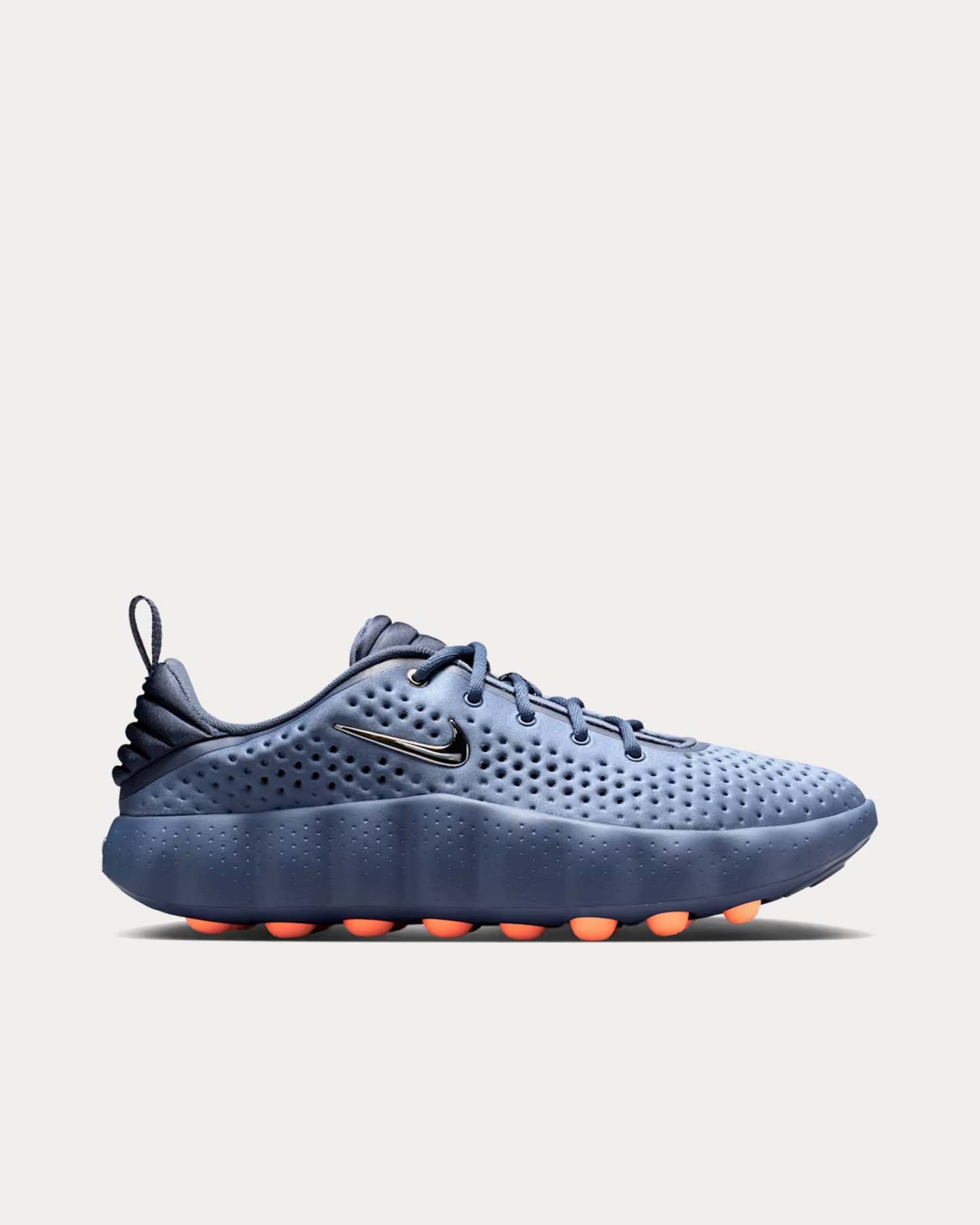 Mind 002 Thunder Blue / Diffused Blue / Hyper Crimson / Chrome Pregame Shoes