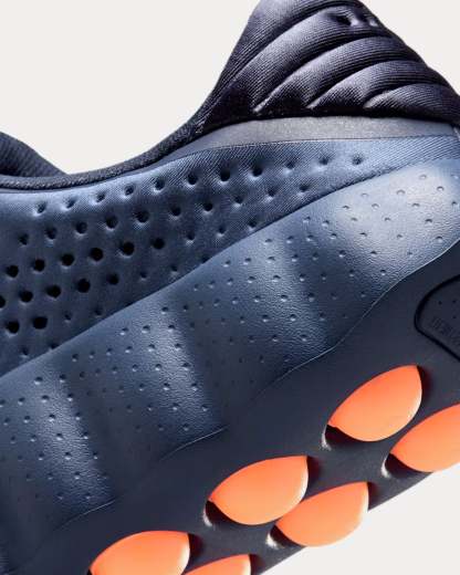 Mind 002 Thunder Blue / Diffused Blue / Hyper Crimson / Chrome Pregame Shoes
