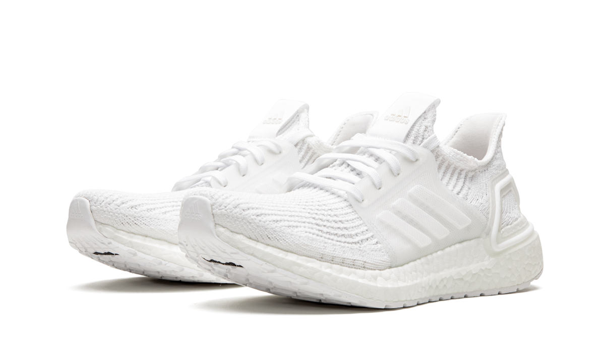 ULTRABOOST 19 WMNS "Triple White"