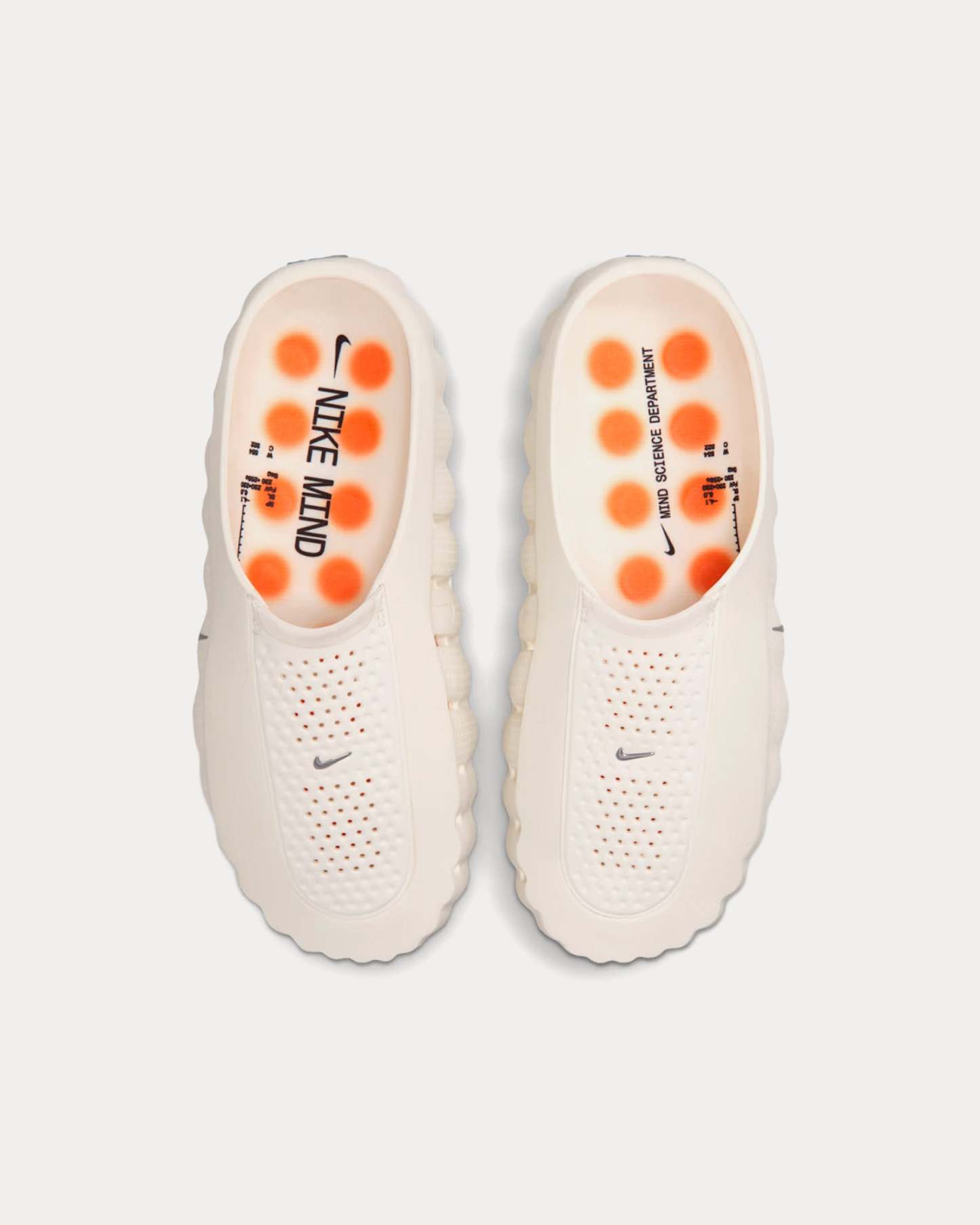 Mind 001 Sail / Hyper Crimson / Black / Metallic Platinum Mules