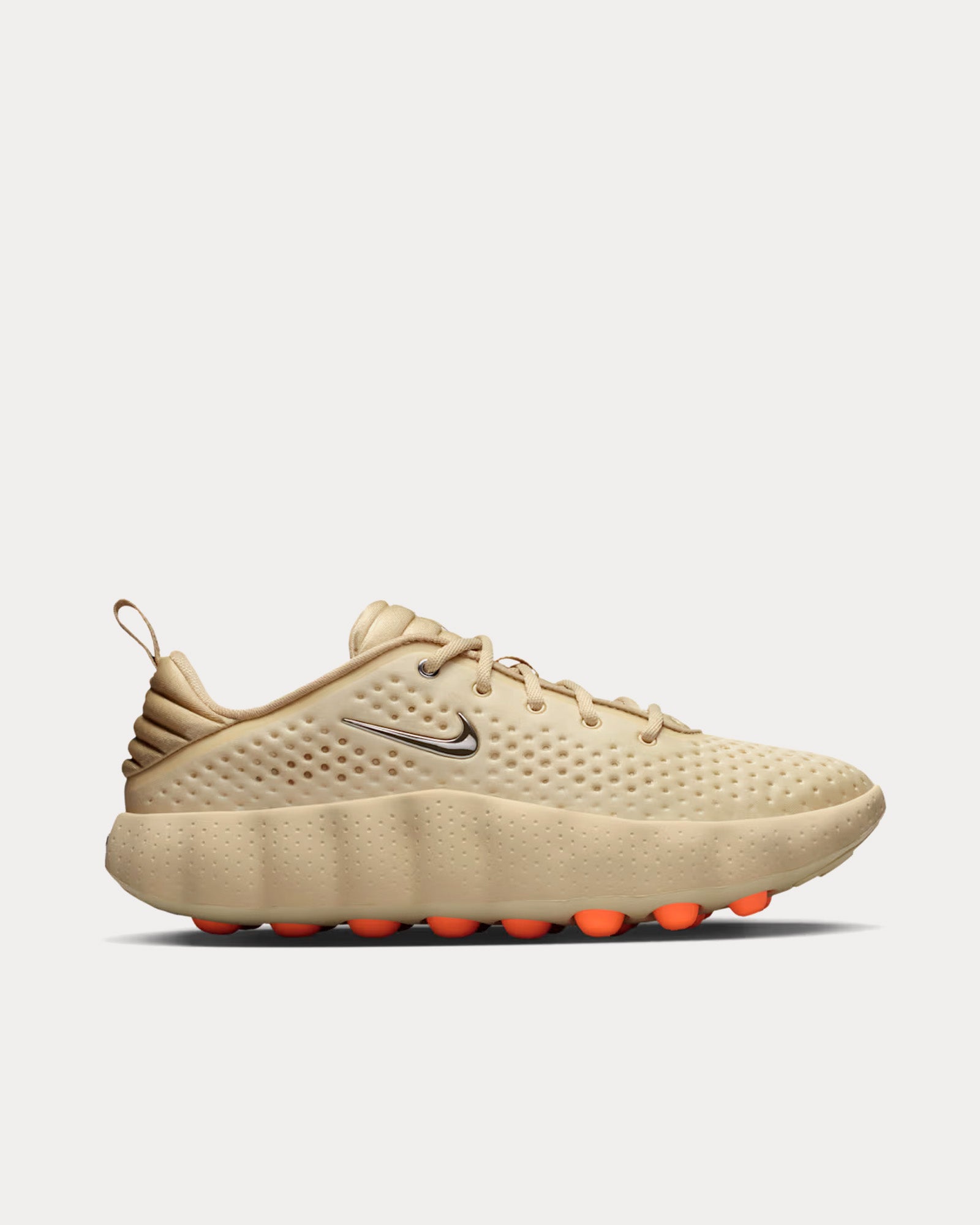 Mind 002 Light Khaki / Desert Khaki / Hyper Crimson / Metallic Cool Grey Pregame Shoes
