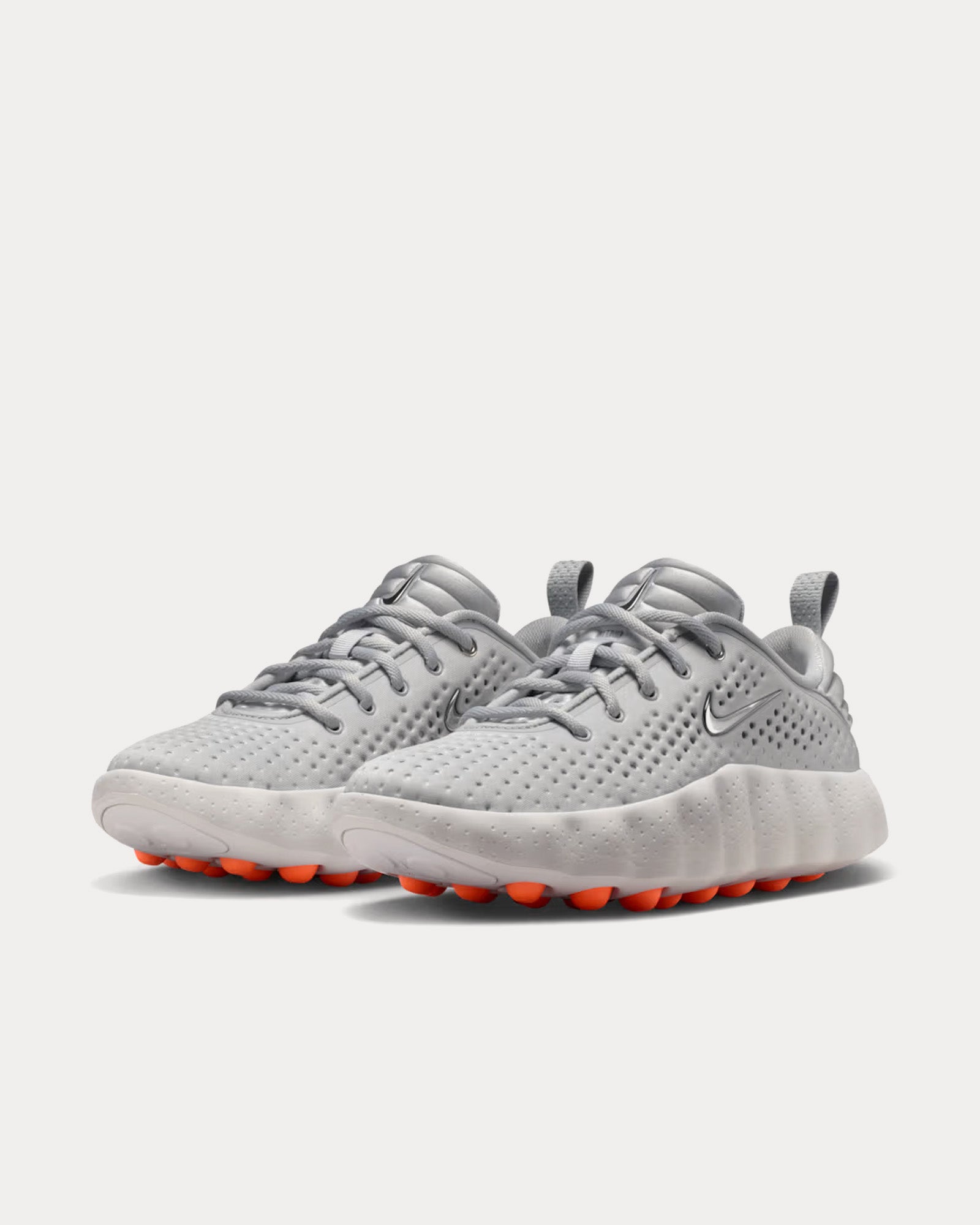 Mind 002 Light Smoke Grey / Photon Dust / Hyper Crimson / Chrome Pregame Shoes