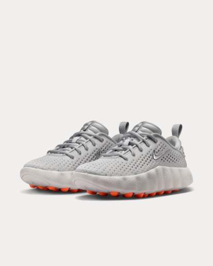 Mind 002 Light Smoke Grey / Photon Dust / Hyper Crimson / Chrome Pregame Shoes