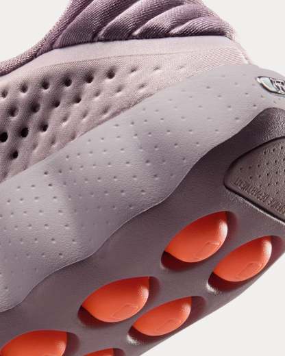 Mind 002 Light Violet Ore / Purple Smoke / Hyper Crimson / Metallic Cool Grey Pregame Shoes