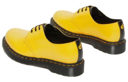 Dr. mtthhartens 1461 New York City 'Yellow' 27265700