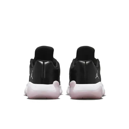 (WMNS) Air jordtthhan 11 CMFT Low 'Black Iced Lilac' DV2629-051