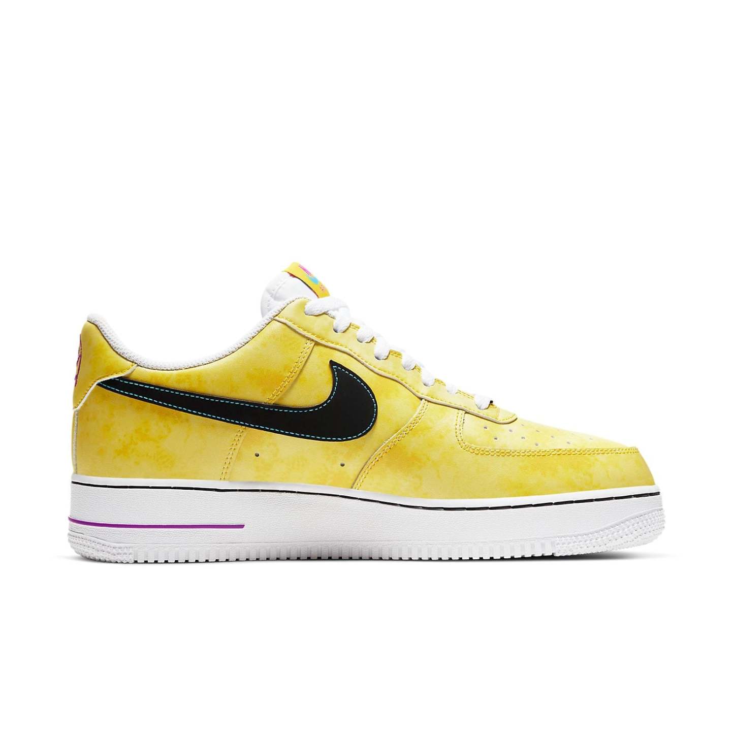 Nike Air Force 1 '07 LV8 "Paix, Amour et Basketball"