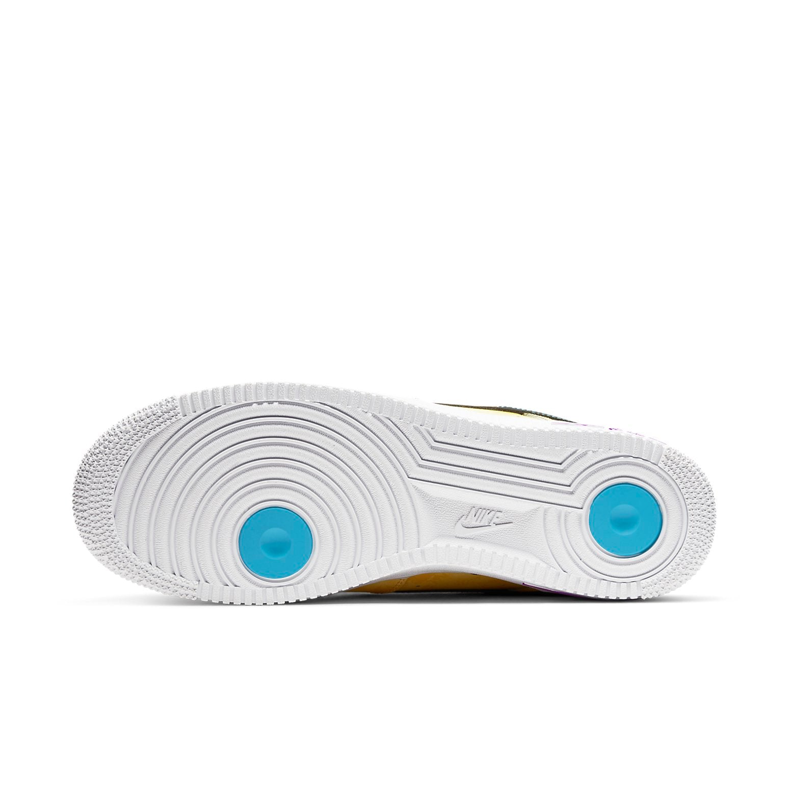 Nike Air Force 1 '07 LV8 "Paix, Amour et Basketball"