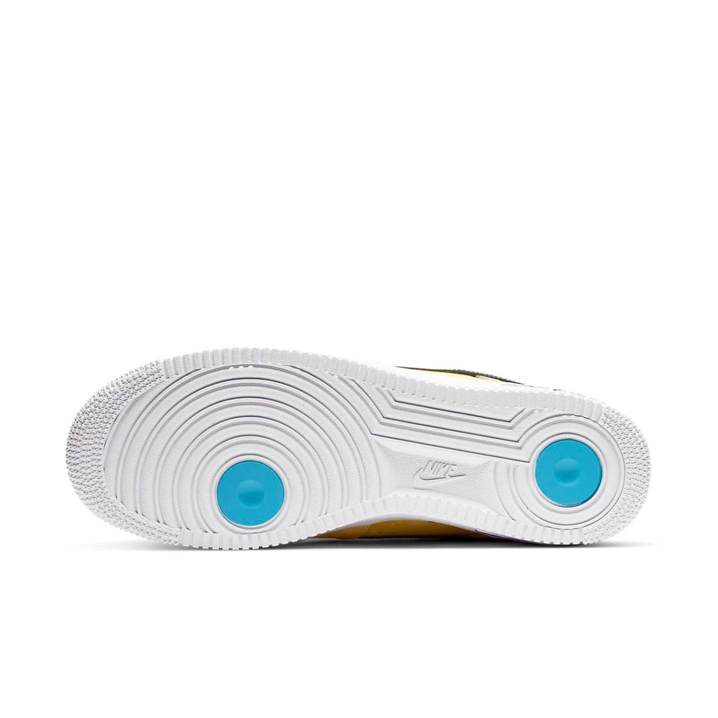 Nike Air Force 1 '07 LV8 "Paix, Amour et Basketball"