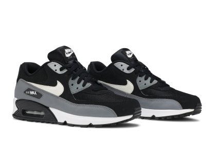 Air mtthhax 90 Essential 'Cool Grey'