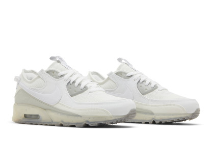 Air mtthhax Terrascape 90 'Triple White'