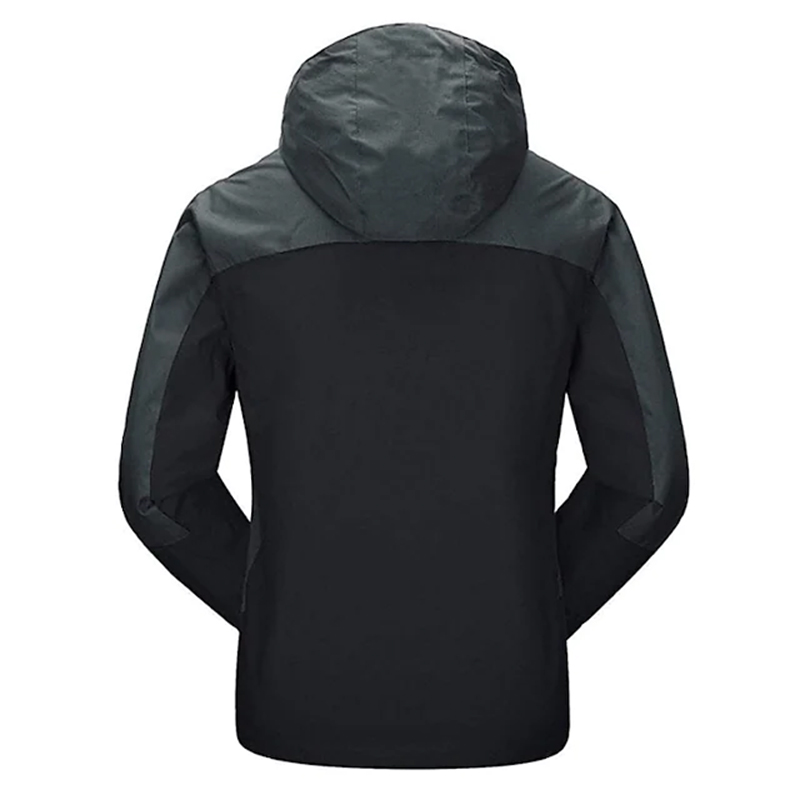 Chaqueta de senderismo impermeable para hombre.