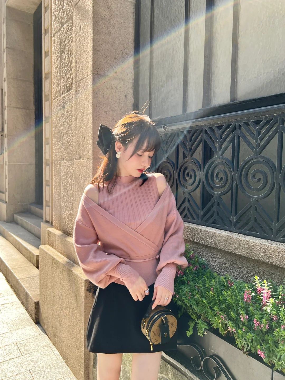 Off-shoulder fake two-piece sweater