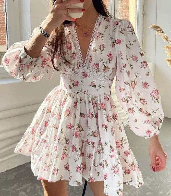 Sweet temperament dress