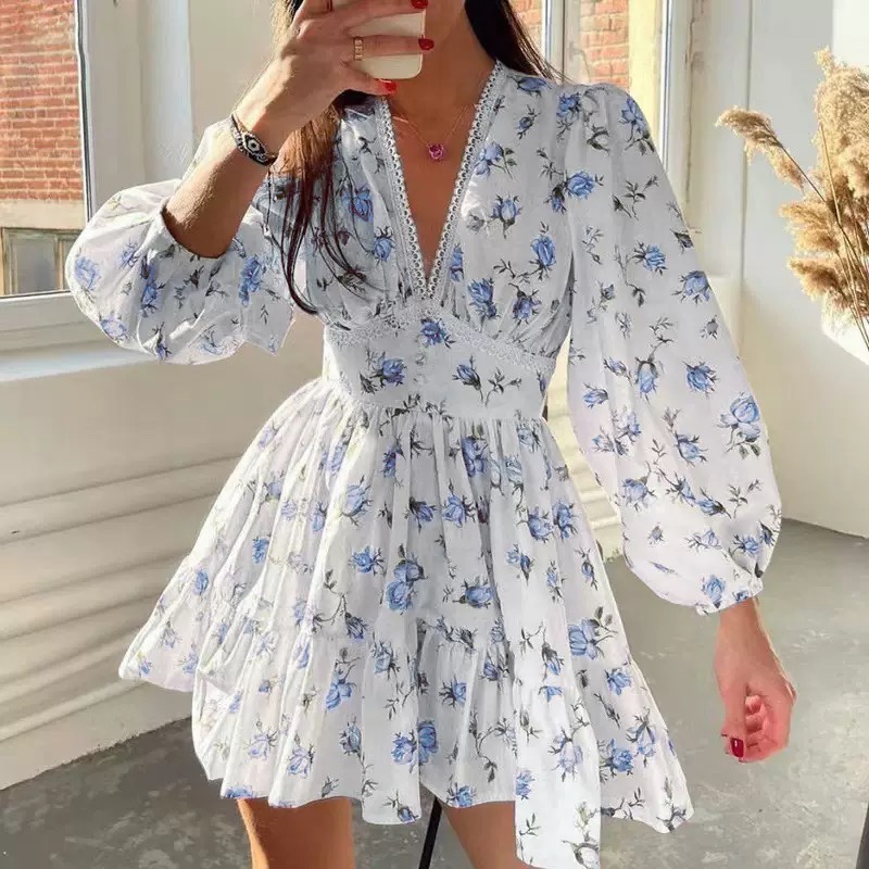 Sweet temperament dress