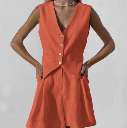 Two-piece set of tank top and shorts