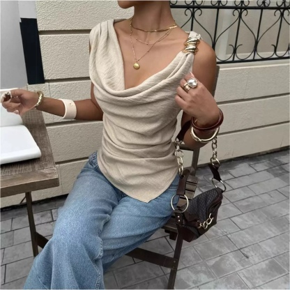 Stacked-necked vests