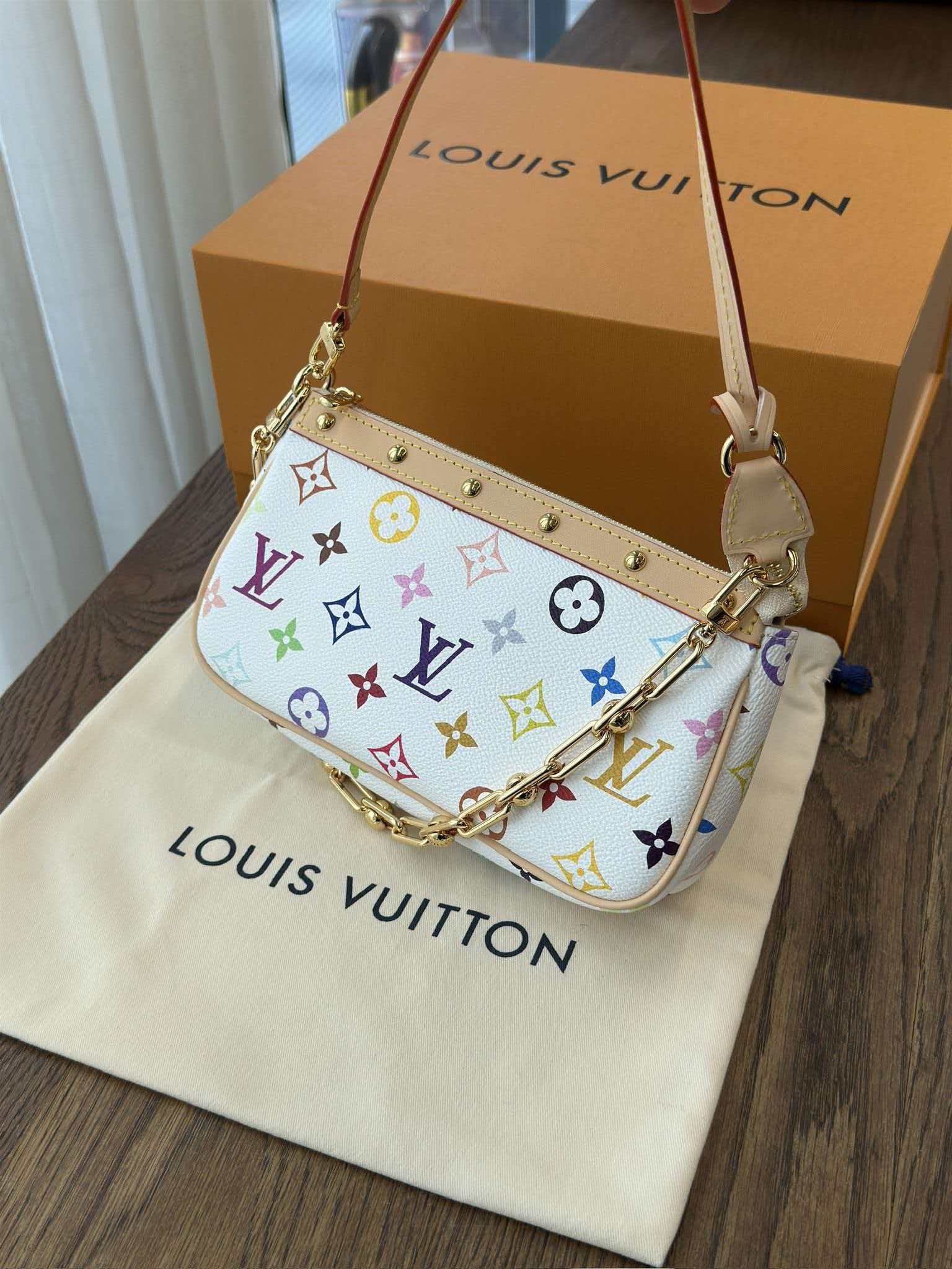 Pochette accessories