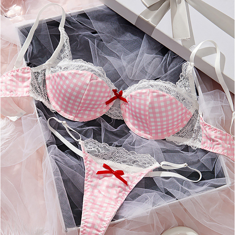 Pink, girlish, lace, checkered, contrasting color, sexy and playful lingerie set