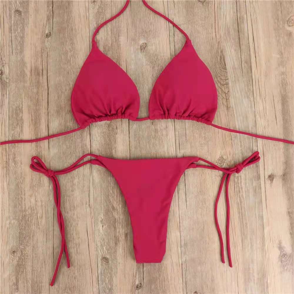 Bikini swimsuit, a three-piece set with seductive and sexy adjustable straps.