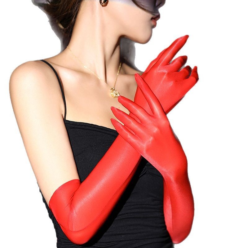 Ultra-thin five-finger gloves, silky smooth, sexy, highly elastic, and glossy.