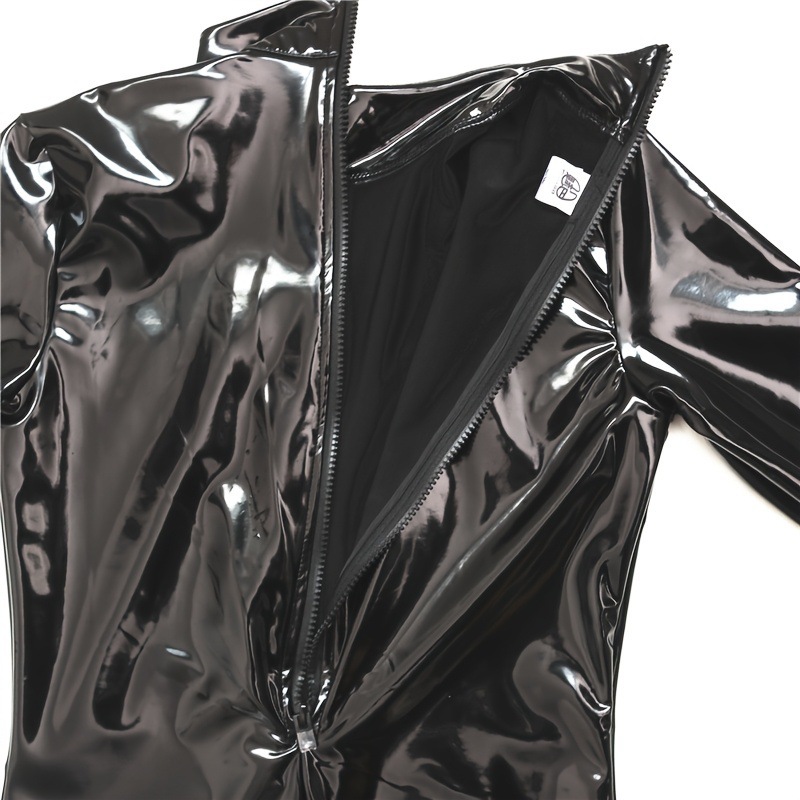 Sexy patent leather mirror-finish catsuit/bodysuit with long sleeves and shaping effect.