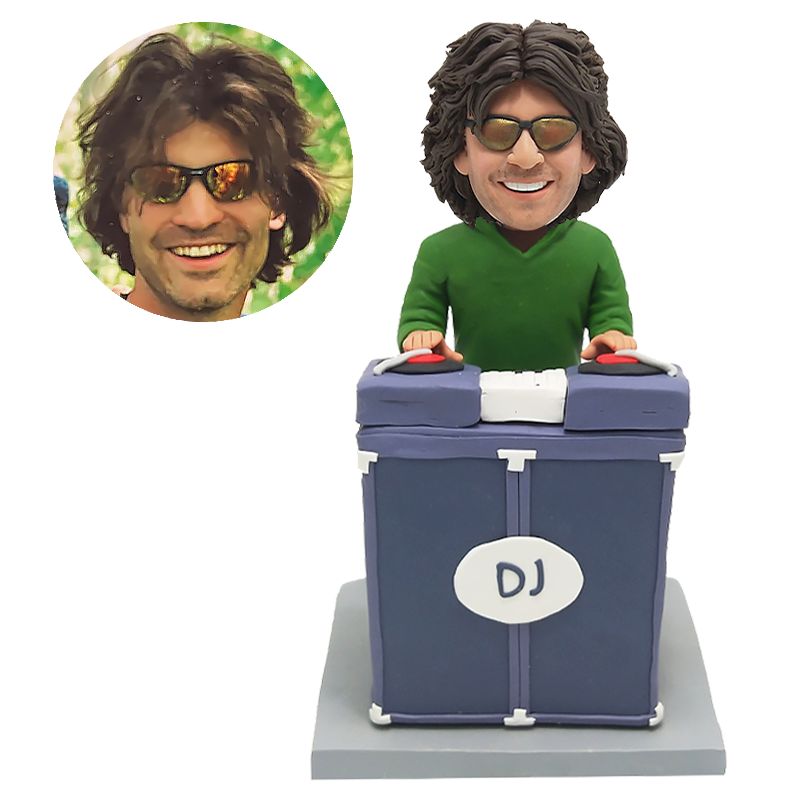 personalized bobblehead figure male dj figurine