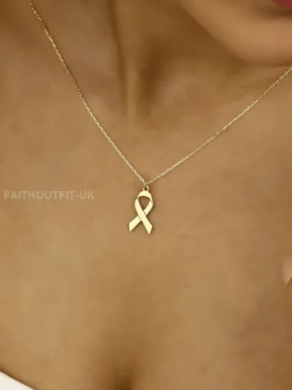 Women’s breast cancer necklace