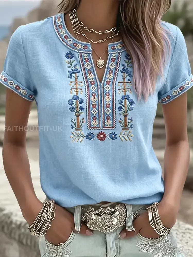 Women’s Swedish Midsummer Symmetrical Floral Art Casual V-Neck T-Shirt