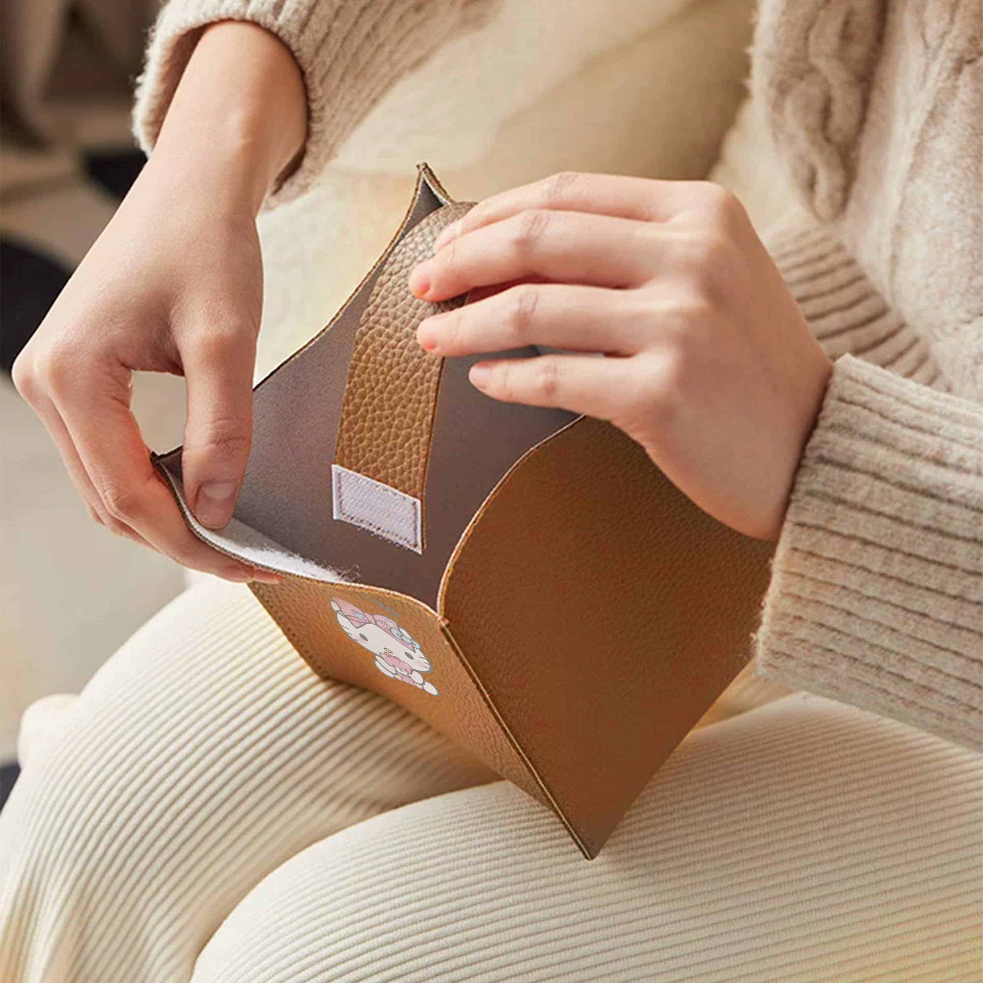 (Brand Authorized)Hello Kitty Tissue Box