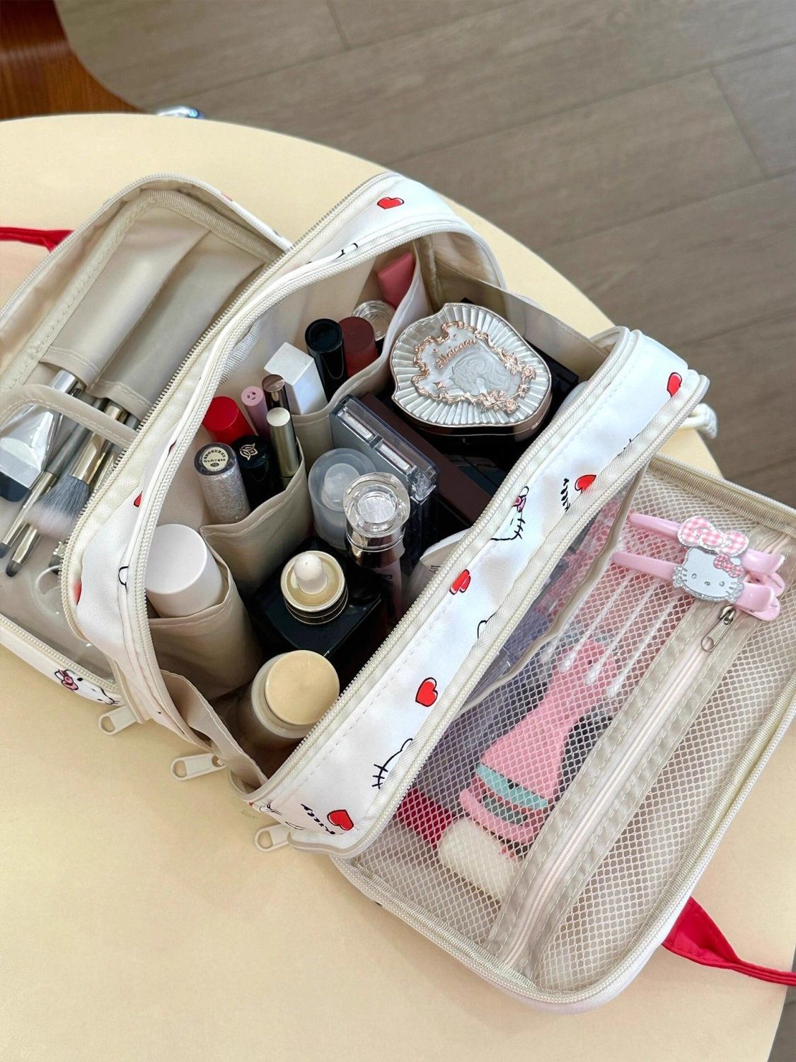 Zaloraros x My Melody Corduroy Crossbody Bag