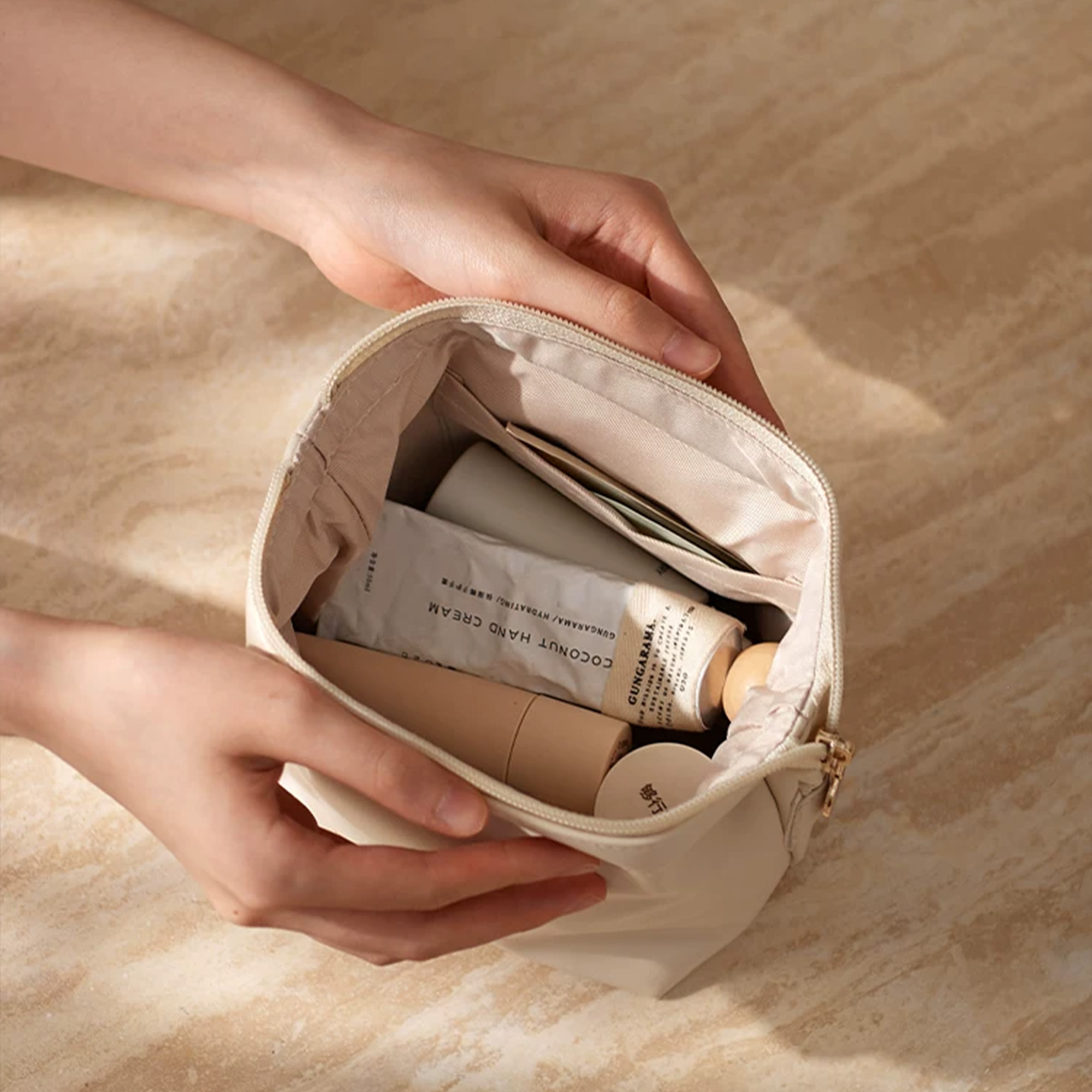 Kello Kitty Women's Makeup Bag