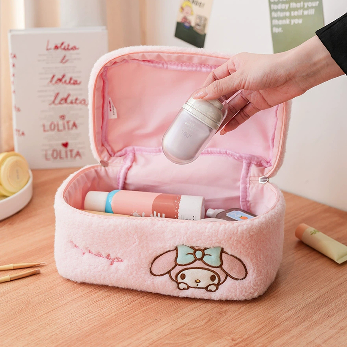 (Brand Authorized)Sanrio Round Canvas Crossbody Bag