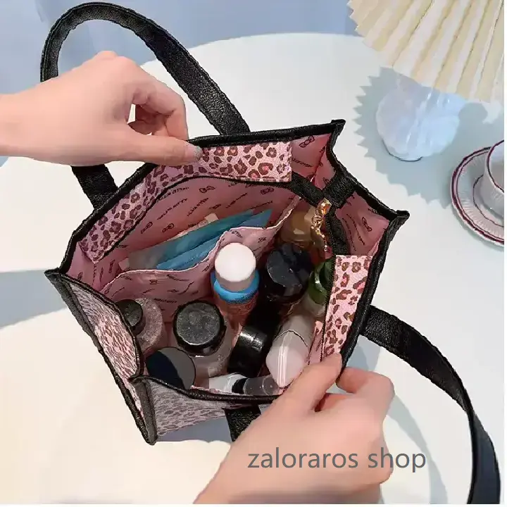 Hello Kitty Leopard Print Fashion Tote Bag (Wild Sweet Girl Series)