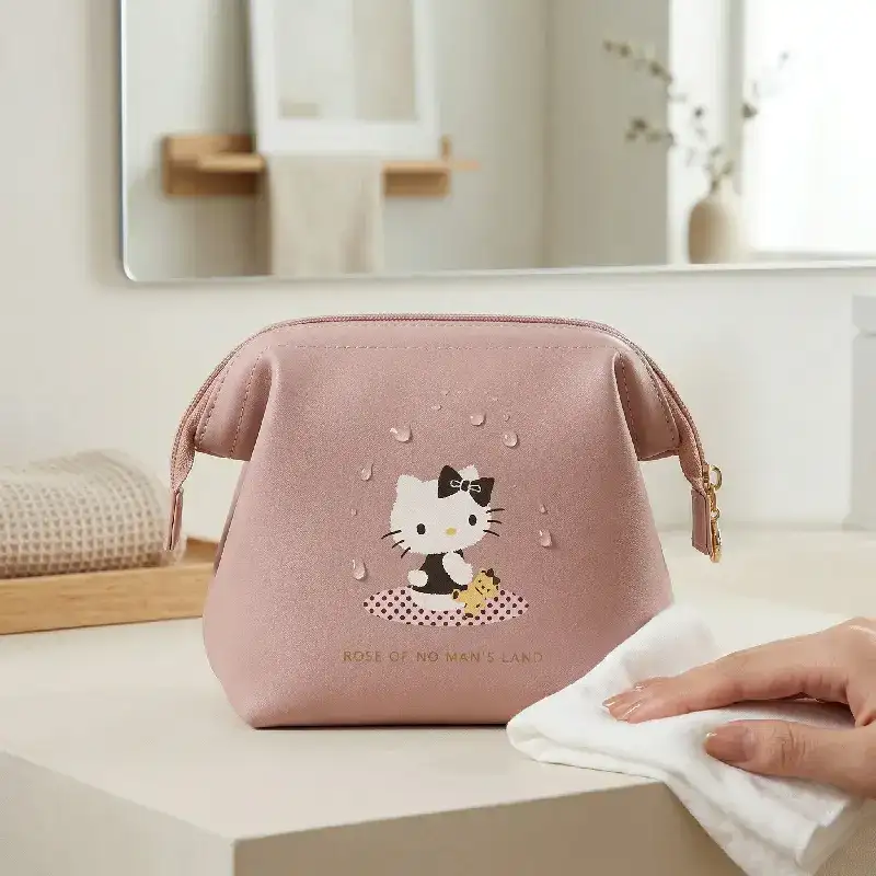 Hello Kitty Cloud Makeup Bag (Rose of No Man's Land Series)