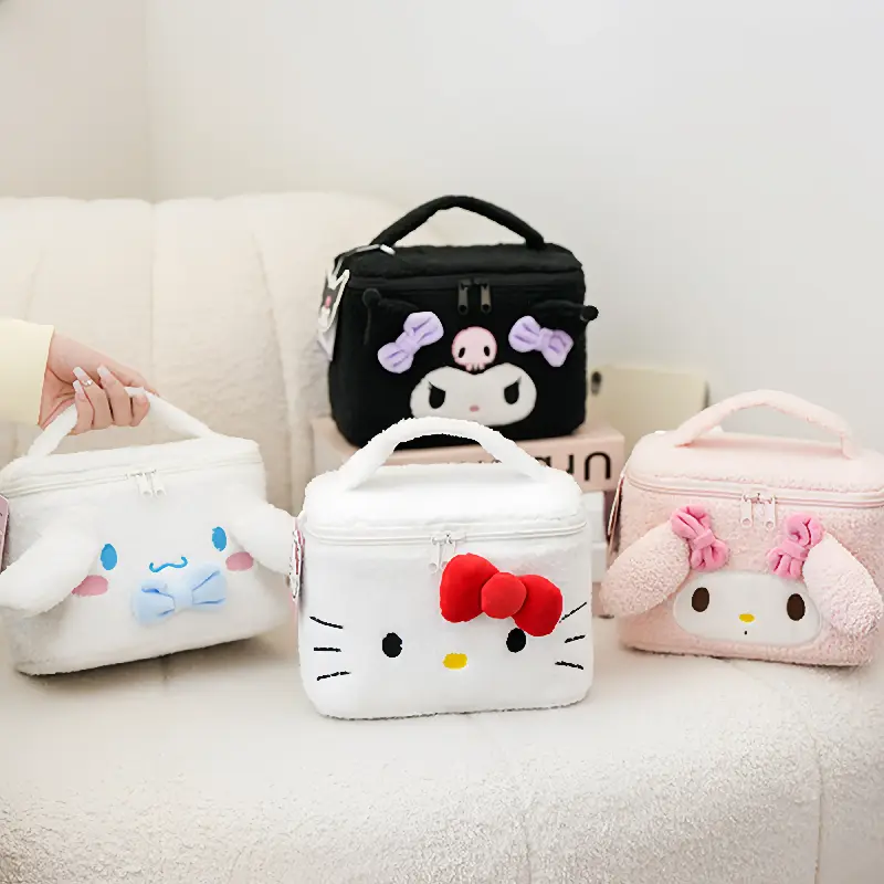 Hello Kitty コラボレーション シェルパフリース製ポータブルメイクアップバッグ
