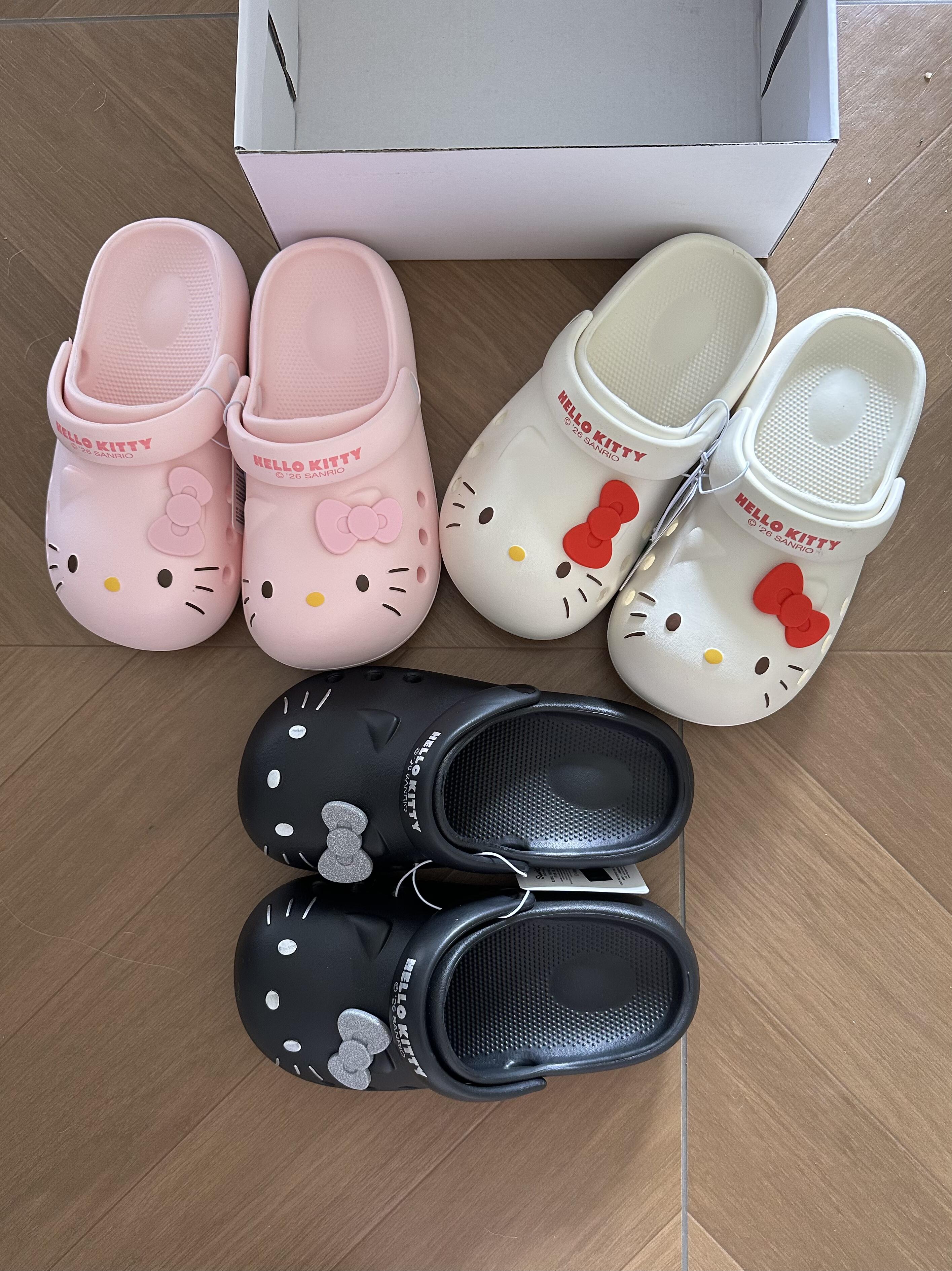 Hello Kitty Clogs Slip on Water Shoes Casual Summer Sandals