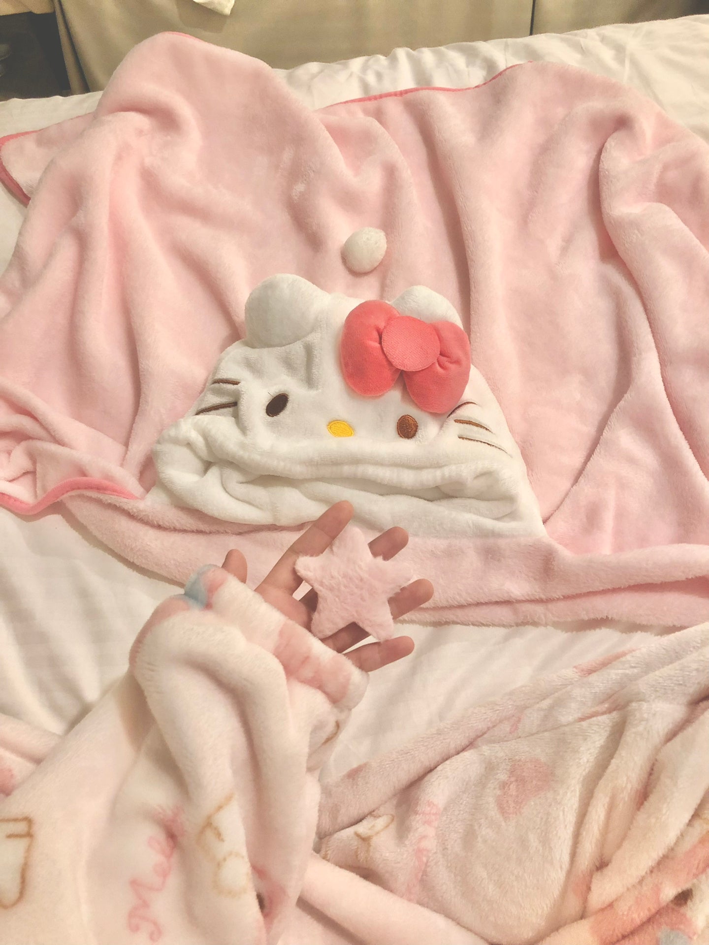 KT Wearable Hooded Blanket for Adults Fuzzy Warm Cozy Plush Furry Hoodie Throw Cloak Wrap -Gifts for Women Adults and Kids