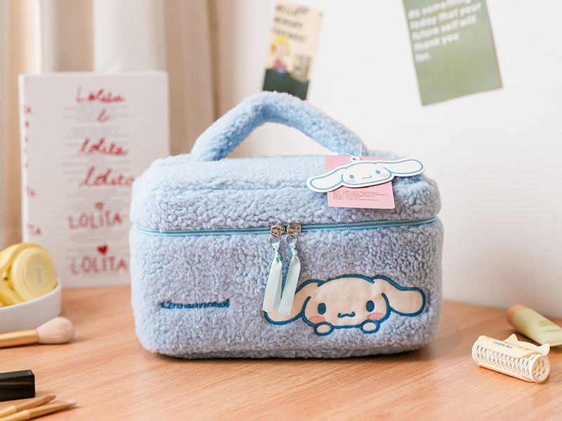 Zaloraros x Hello Kitty and Friends Plush Makeup Bag(Lovers' Day Series)