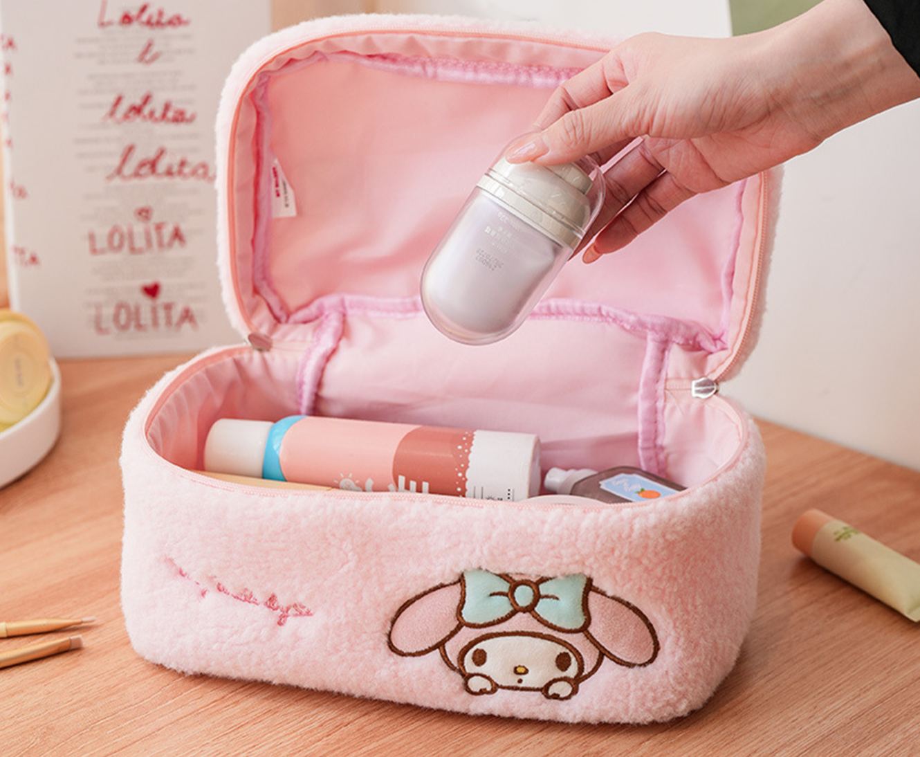 Zaloraros x Hello Kitty and Friends Plush Makeup Bag(Lovers' Day Series)