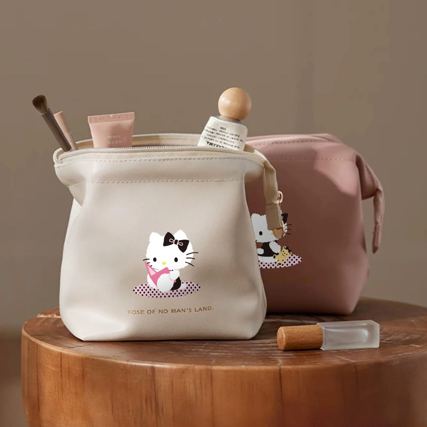 Zaloraros xHello Kitty Cloud Makeup Bag (Rose of No Man's Land Series)
