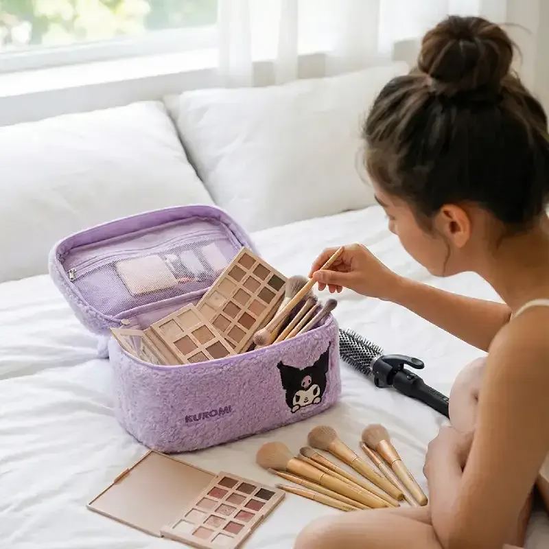 Hello Kitty and Friends Plush Makeup Bag(Classic Series)