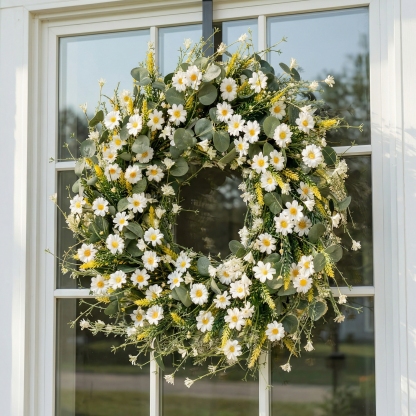 A White Daisy Decorative Wreath